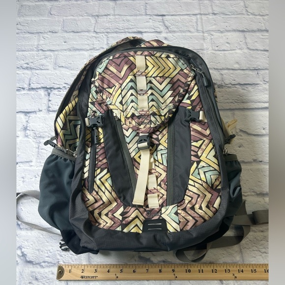 L.L. Bean Quad Explorer Backpack. Great for Outdoors, office, school or travel. - Picture 12 of 12